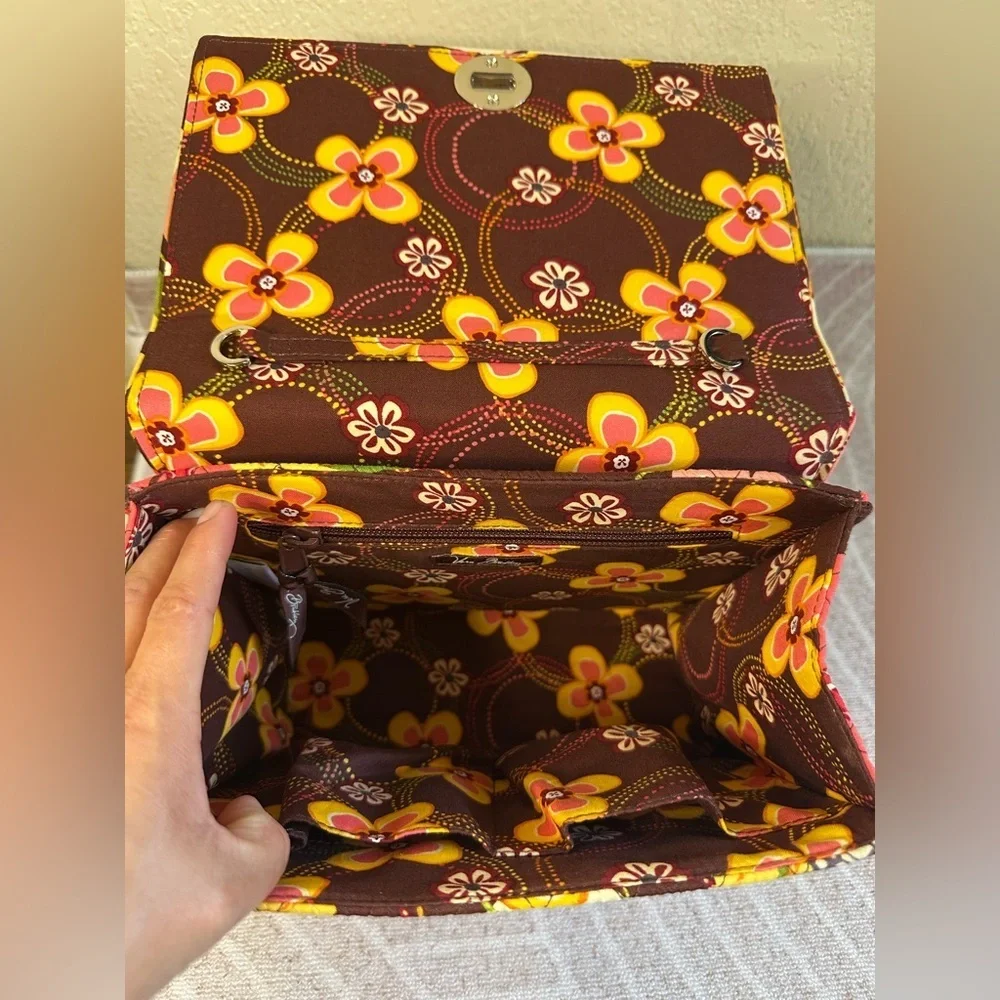 Vera Bradley, Julia Handbag - Handle & Crossbody Strap, Tropical Floral NWOT - Picture 4 of 6